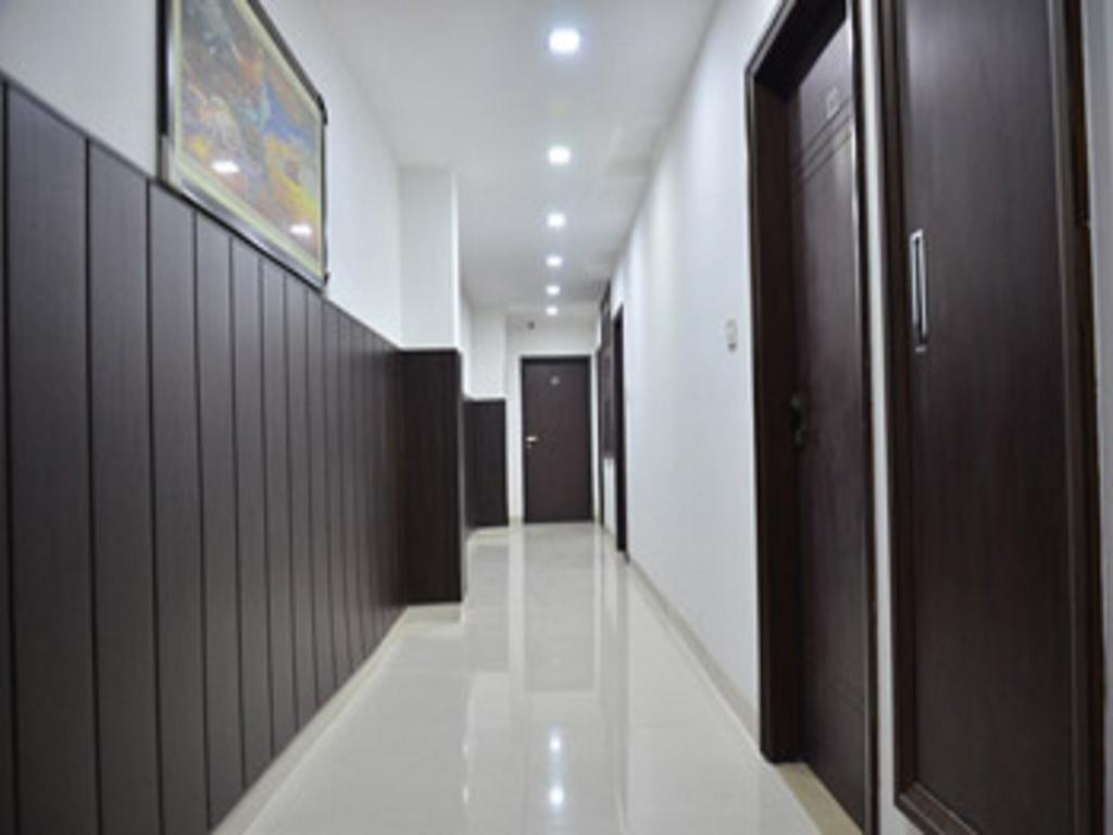 Hotel Popular อัมริตสา ภายนอก รูปภาพ